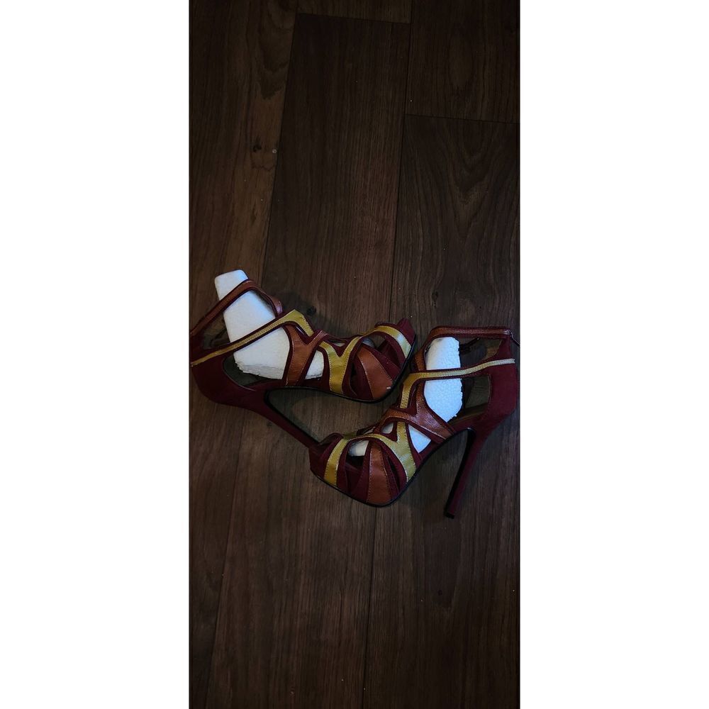 Liliana Platform Heels  - Picture 4 of 7